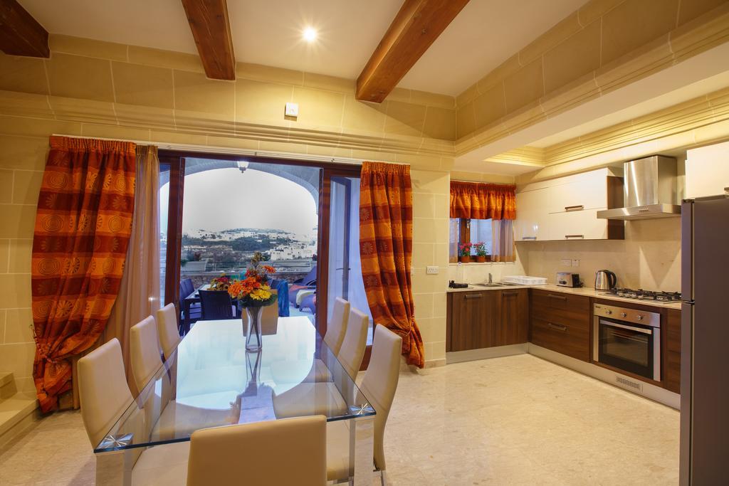 Carini Farmhouses Gharb  Ruang foto