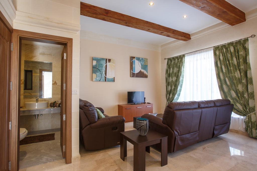 Carini Farmhouses Gharb  Bagian luar foto