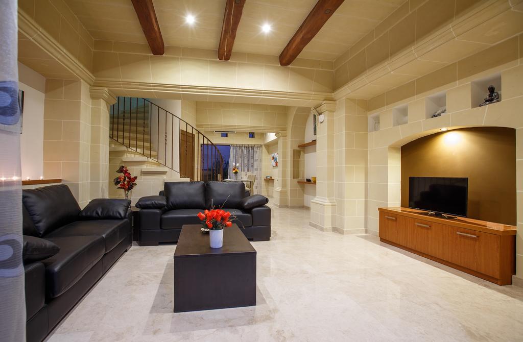 Carini Farmhouses Gharb  Bagian luar foto
