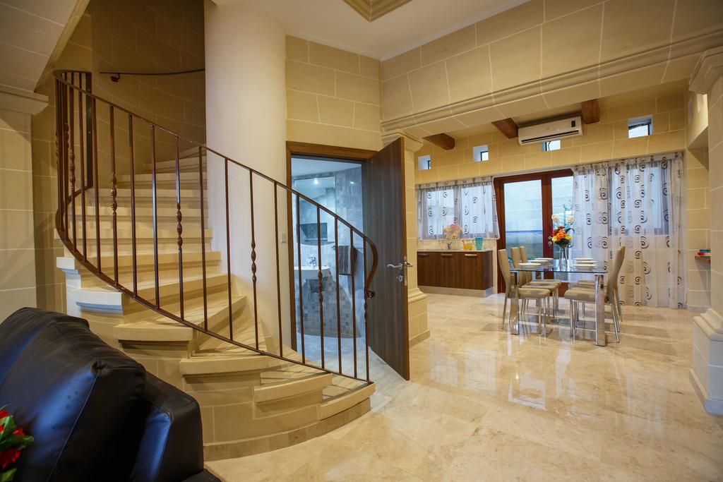 Carini Farmhouses Gharb  Bagian luar foto