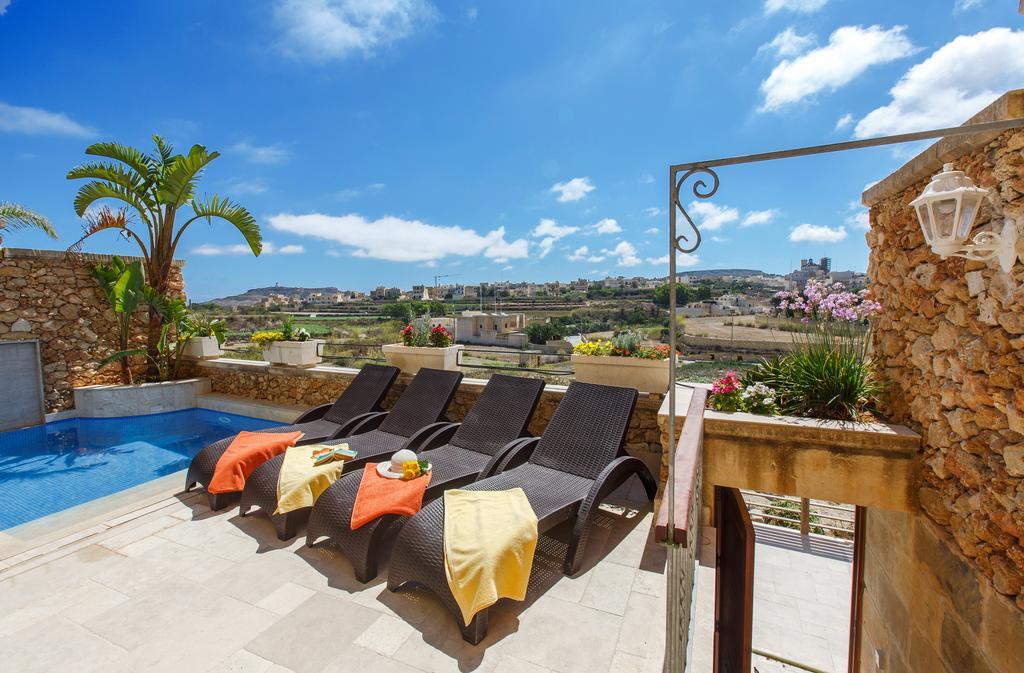 Carini Farmhouses Gharb  Bagian luar foto
